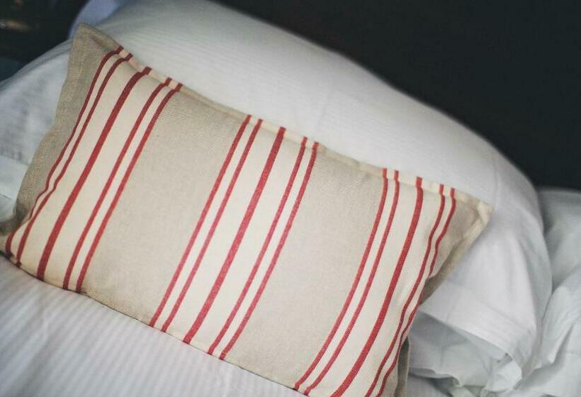 חדר סטנדרט, Rum Doodle, Windermere B&b