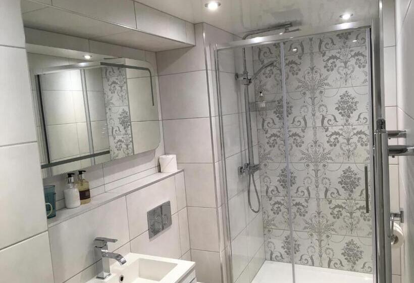 חדר סטנדרט עם מיטת קינג, Rum Doodle, Windermere B&b