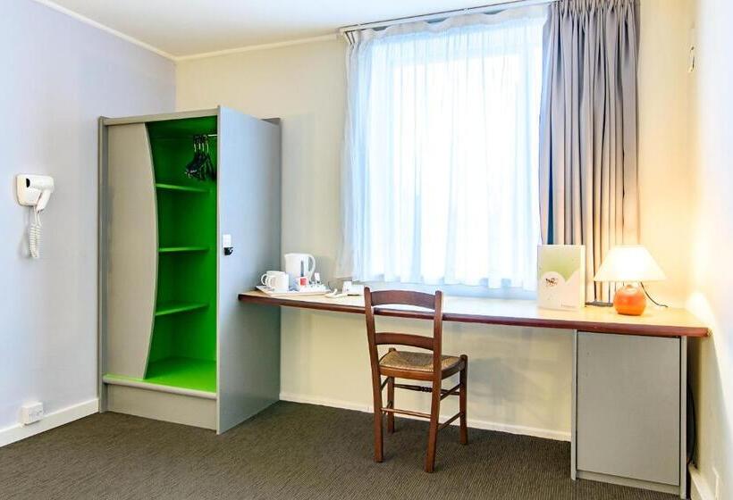 スタンダードルーム, Campanile Manchester