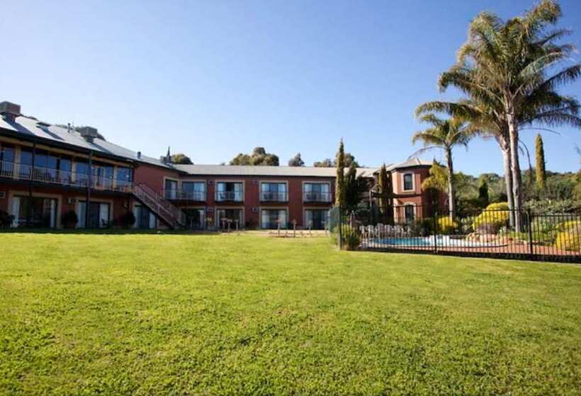 סוויטה, Clare Country Club