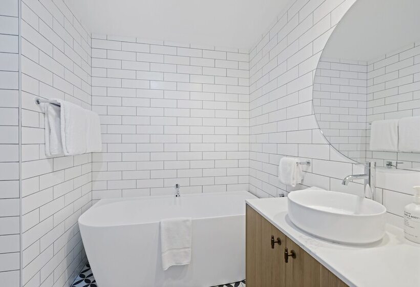 חדר סטודיו סטנדרד, Clare Country Club