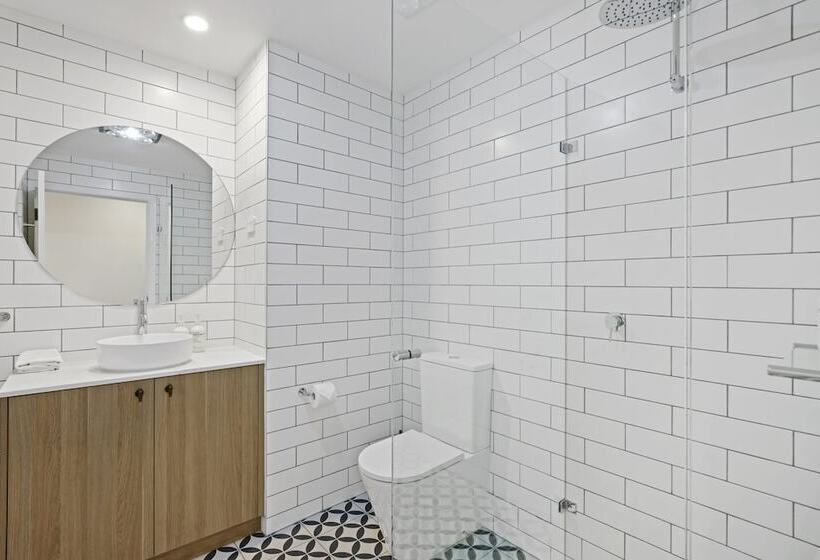 חדר סטודיו סטנדרד, Clare Country Club