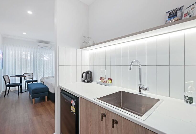 חדר סטודיו סטנדרד, Clare Country Club