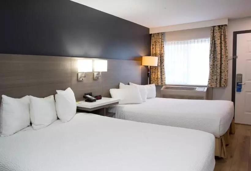 Standard-huone, Days Inn By Wyndham Kelowna