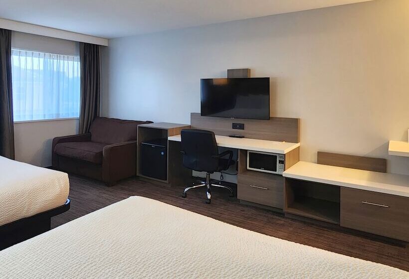 套房, Days Inn By Wyndham Kelowna