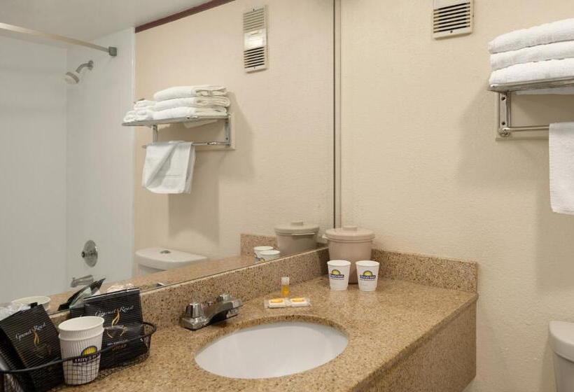 스탠다드 룸 킹사이즈 침대, Envision Hotel Miami International Airport