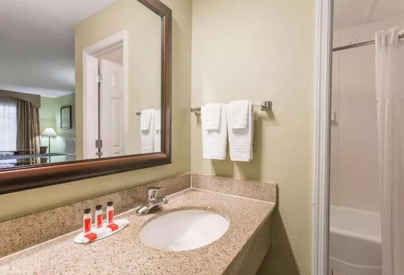 デラックスルーム, Days Inn By Wyndham Ormond Beach