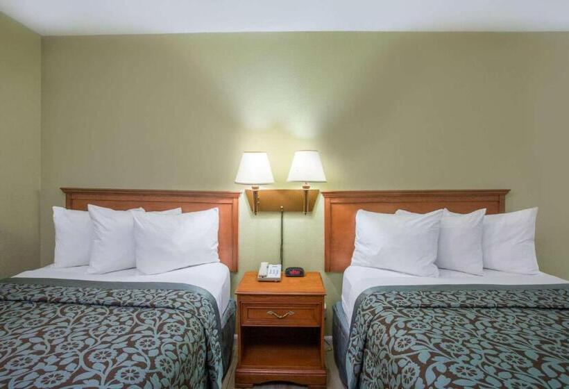 장애인용 디럭스룸, Days Inn By Wyndham Ormond Beach