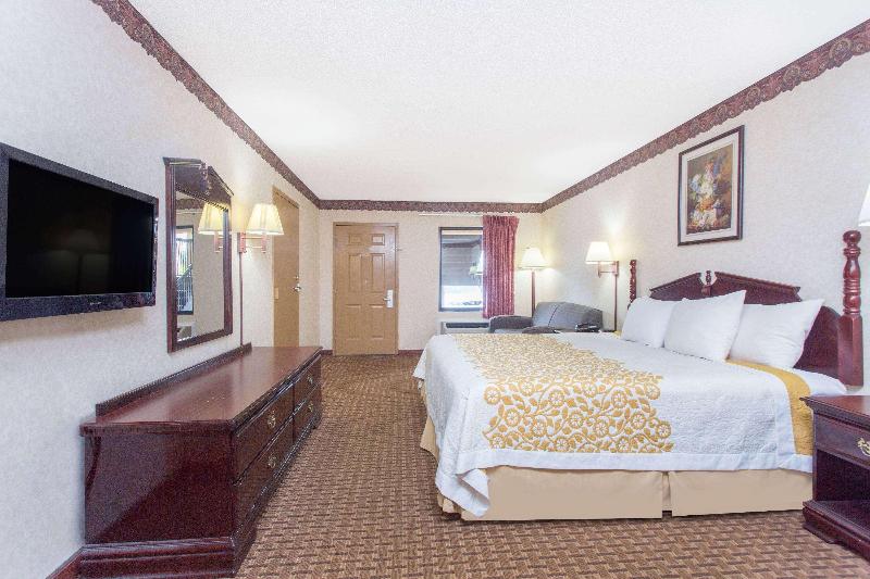 חדר סטנדרט עם מיטת קינג, Days Inn By Wyndham Thomaston