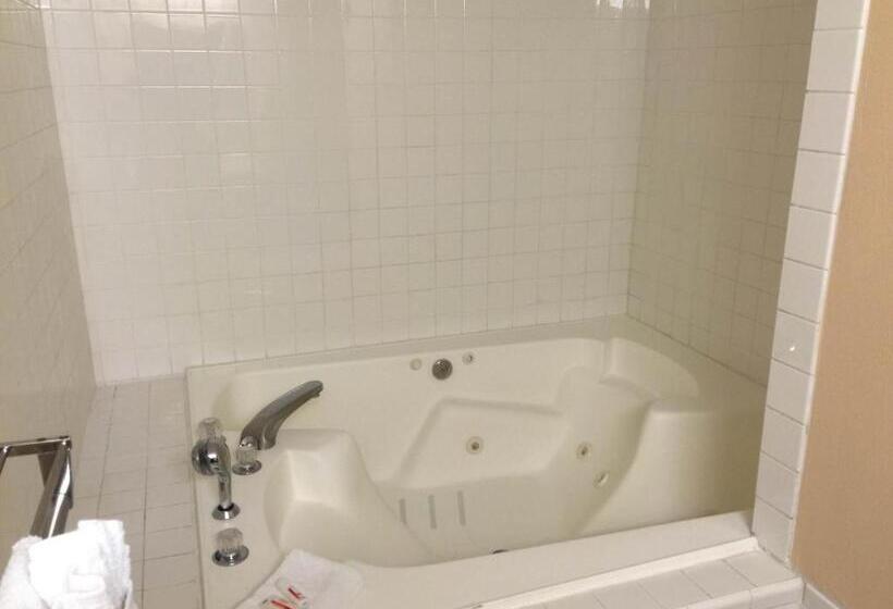 غرفة ديلوكس سرير كينج, Days Inn By Wyndham Yuma