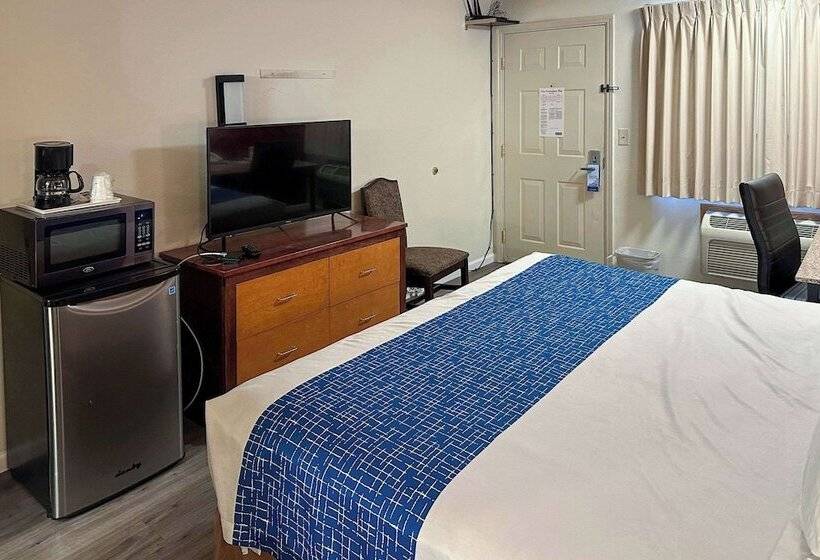 Люкс, Econo Lodge Edmonds North Seattle