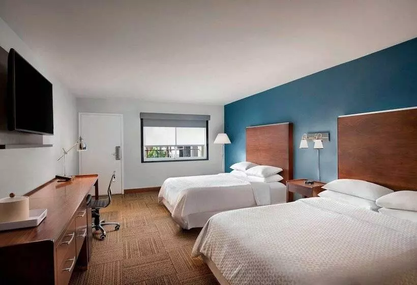 ２ダブルベッドのスタンダードルーム, Four Points By Sheraton Anaheim