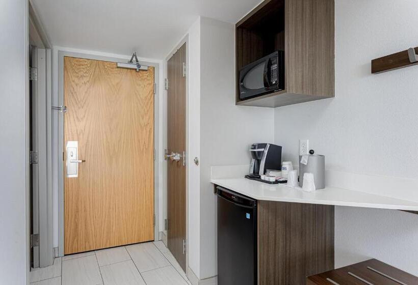 חדר דלוקס, Holiday Inn Express Pensacola Beach, An Ihg