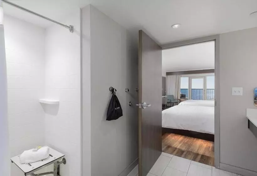 デラックスルーム, Holiday Inn Express Pensacola Beach, An Ihg