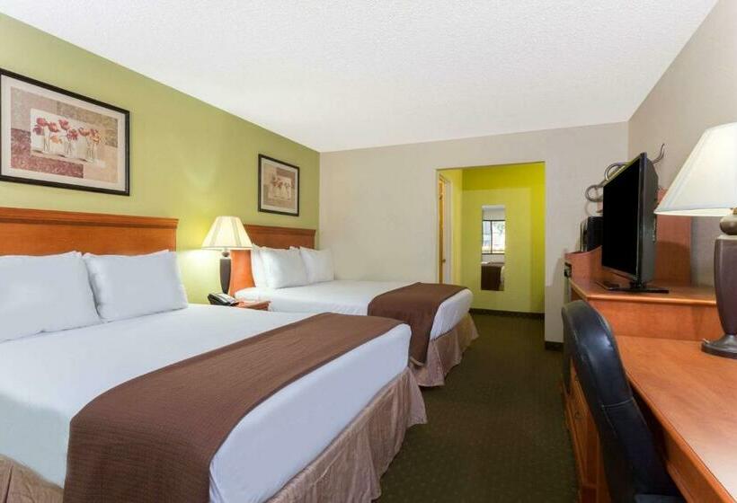 Номер Стандарт 2 Двуспальные Кровати, Howard Johnson By Wyndham Tallahassee