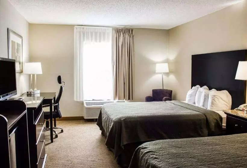 スタンダードルーム, Quality Inn & Suites