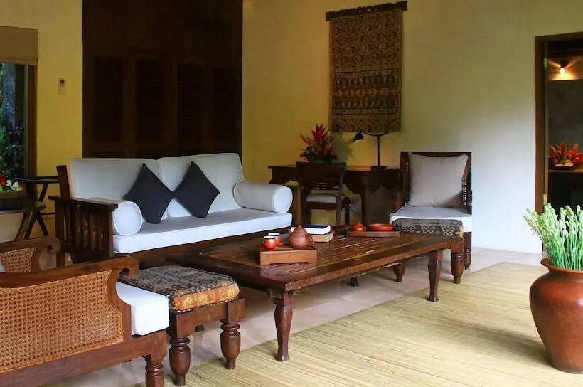 Königs Suite, Ibah