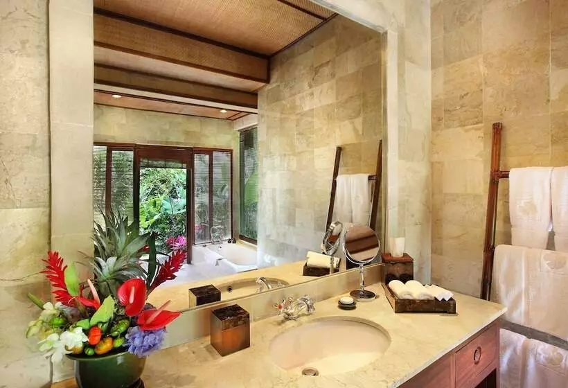 Villa 1 Schlafzimmer mit Schwimmbad, Ibah