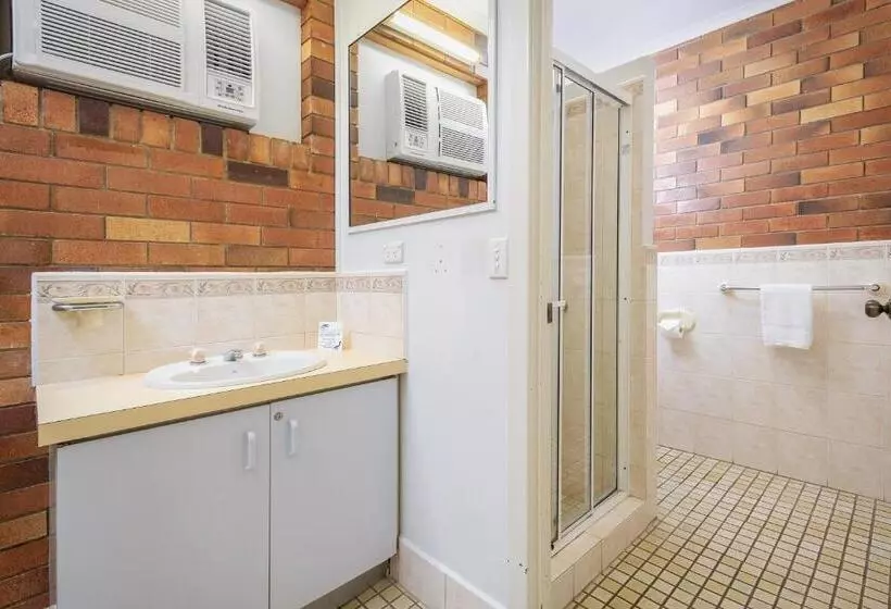 اتاق اکونومی, The Beach Motel Hervey Bay