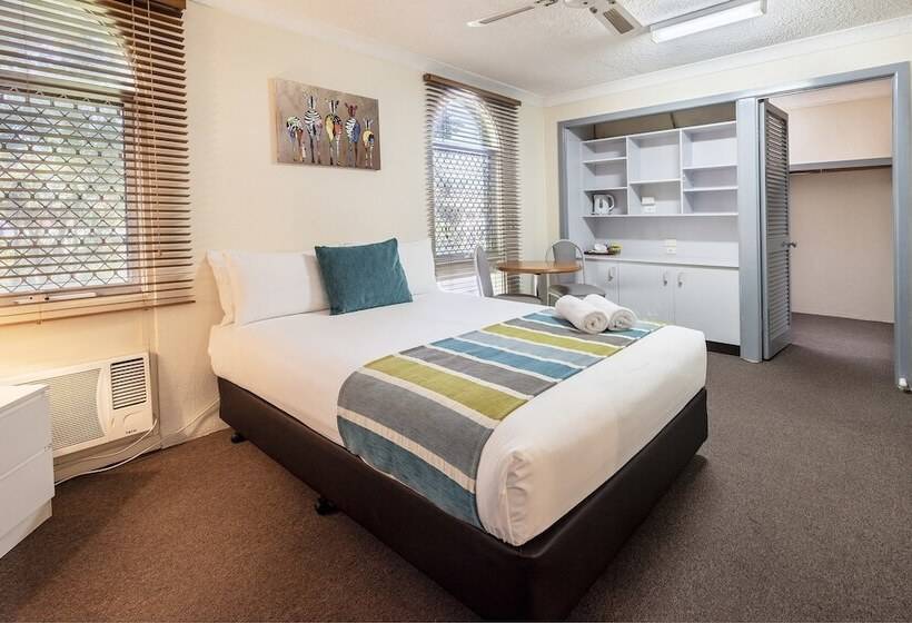 דירת 4 חדרים, The Beach Motel Hervey Bay