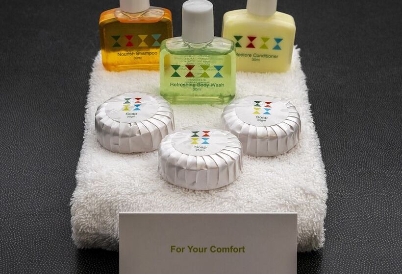 דירת שלושה חדרים, The Beach Motel Hervey Bay