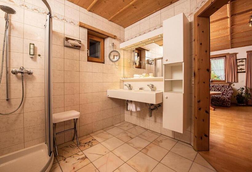 Номер Superior, Schlosshotel Chastè