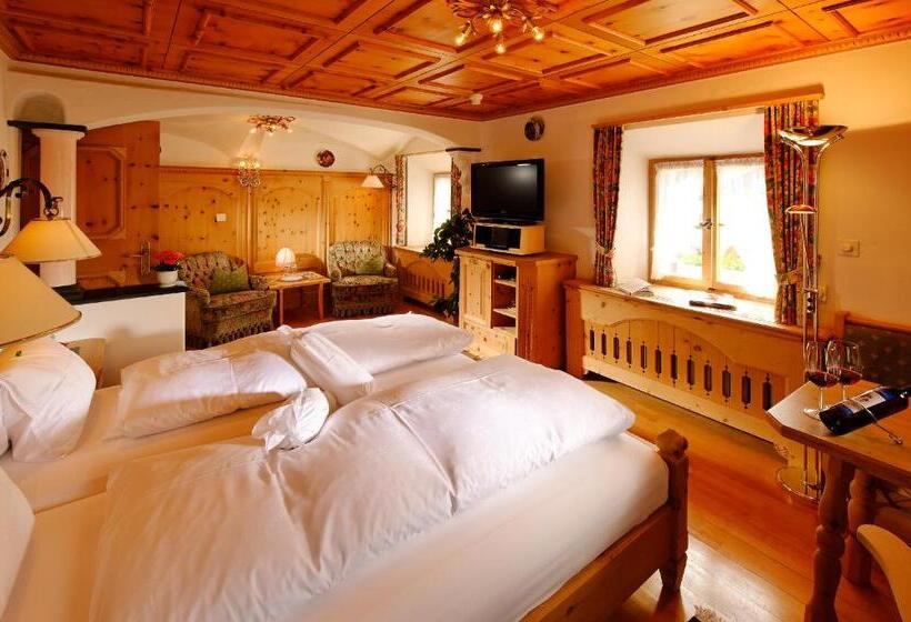 Номер Superior, Schlosshotel Chastè