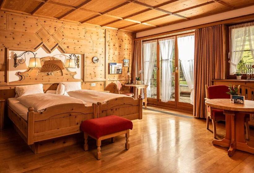 Номер Superior, Schlosshotel Chastè