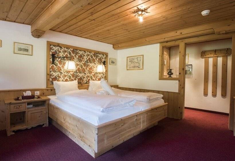 Номер Стандарт, Schlosshotel Chastè