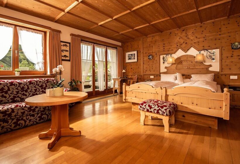 Номер Superior, Schlosshotel Chastè