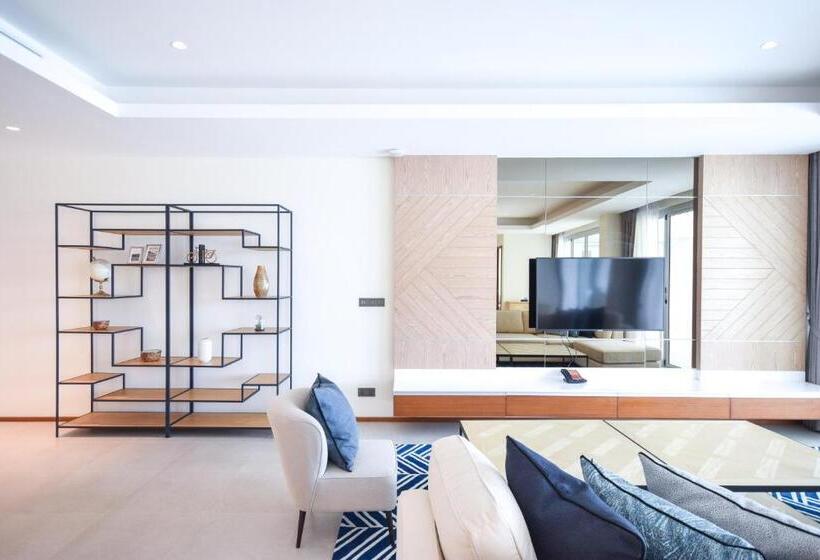 2 Bedrooms Suite 2 Bedrooms Lake View, Angsana Laguna Phuket