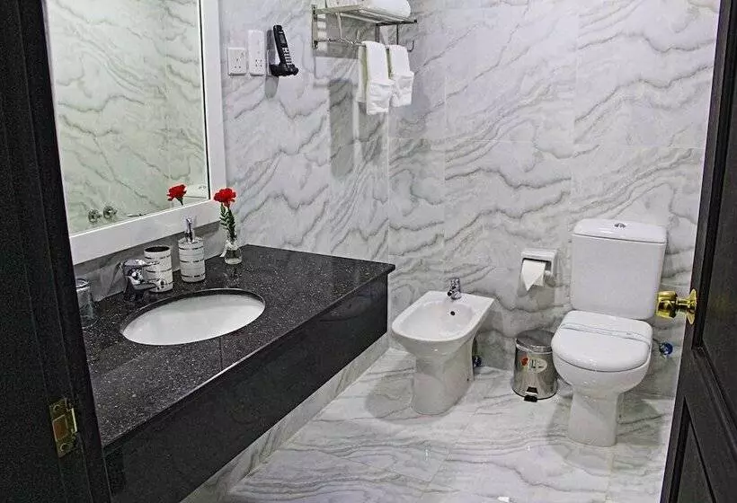 اتاق استاندارد یک نفره, Bahrain International