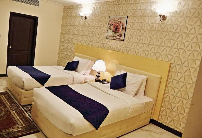 سوییت جونیور, Bahrain International