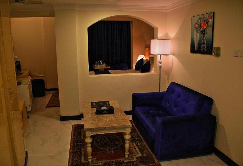 جناح جونيور, Bahrain International