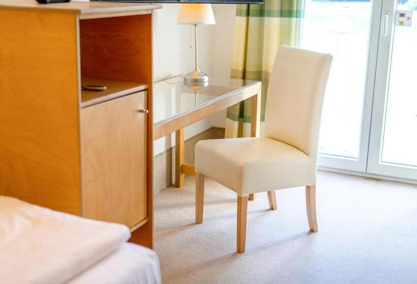 غرفة قياسية فردية, Diehls