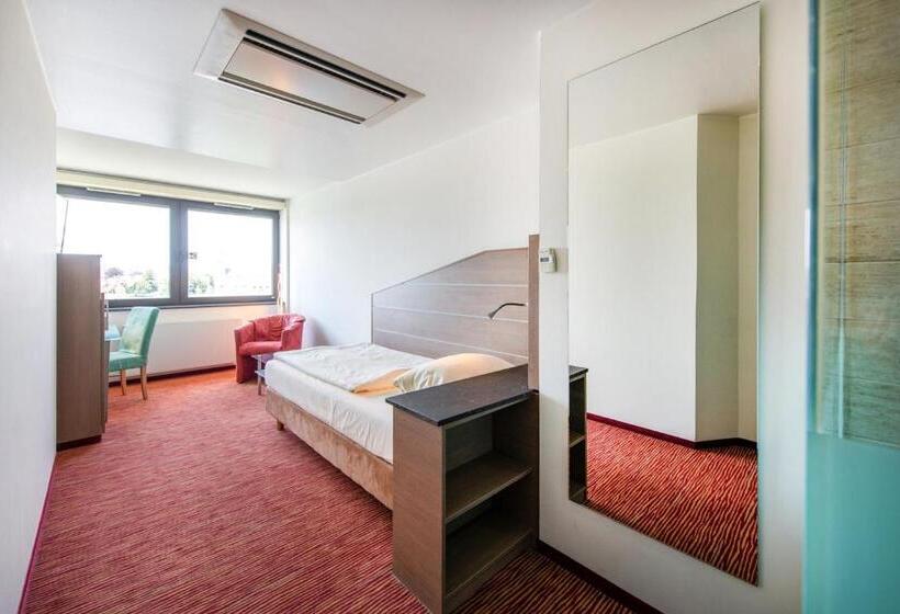 غرفة سوبيريور فردية, Diehls