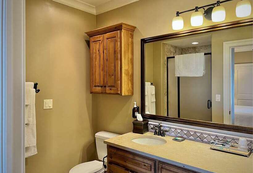 اتاق استاندارد با تخت بزرگ, Hilton Berlin