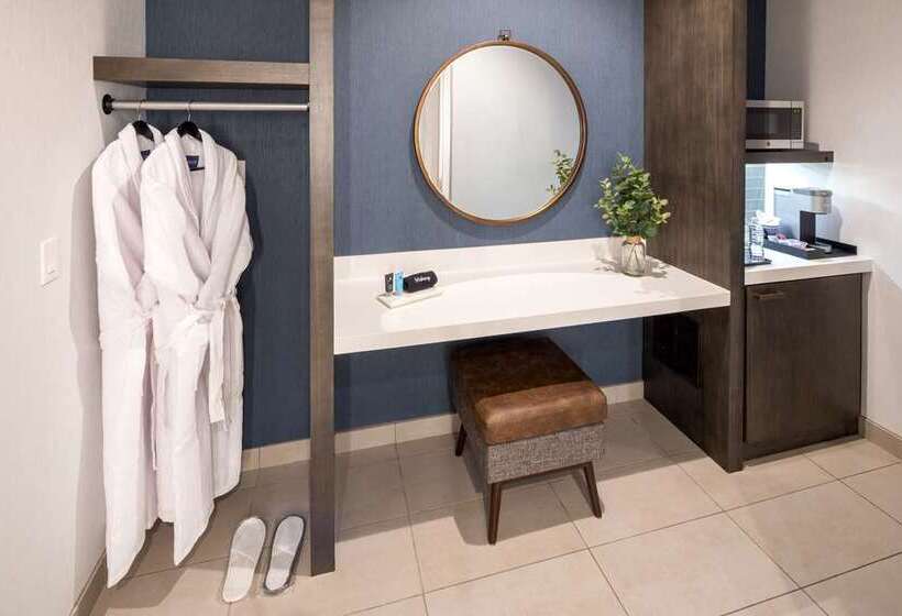 اتاق لوکس با تخت بزرگ, Hilton Berlin