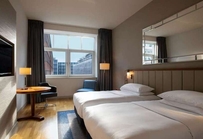 اتاق لوکس, Hilton Berlin