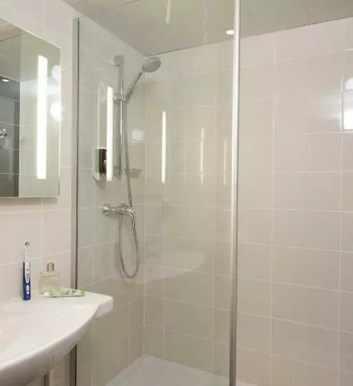 اتاق استاندارد سه نفره, Ibis Styles Paris Roissy Cdg