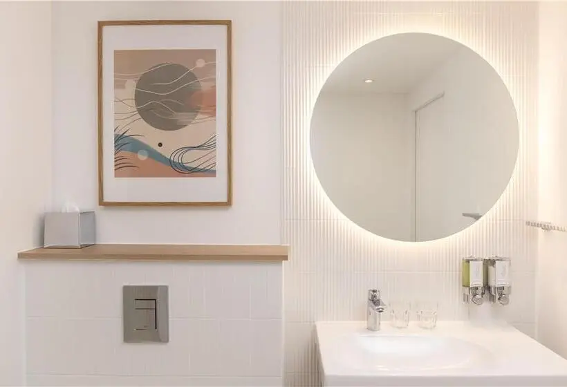 Perhehuone, Ibis Styles Paris Roissy Cdg