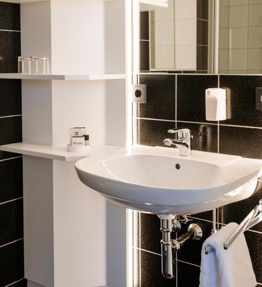 غرفة قياسية ثلاثية, Krone