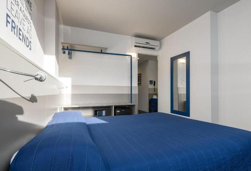 اتاق استاندارد, Martini