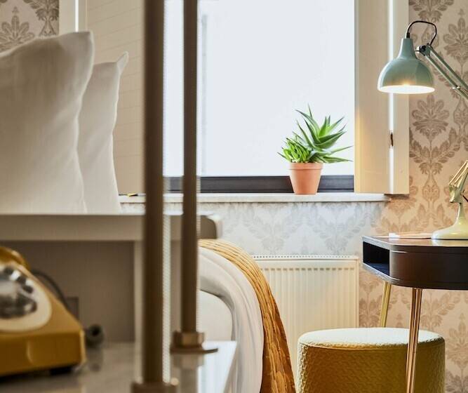 Номер Комфорт, Max Brown Hotel Midtown, Part Of Sircle Collection