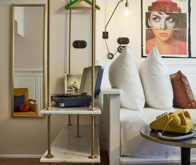 Номер Комфорт, Max Brown Hotel Midtown, Part Of Sircle Collection