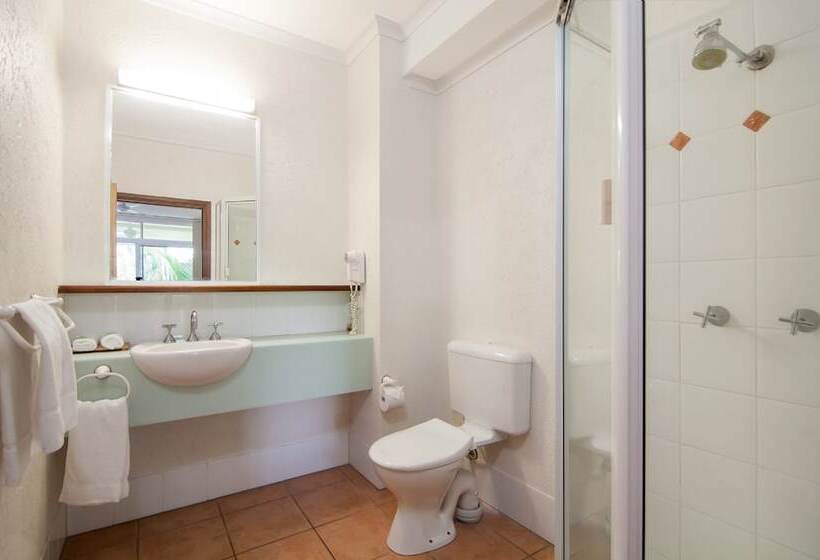 プールビュースタンダードステューディオ, Port Douglas Retreat