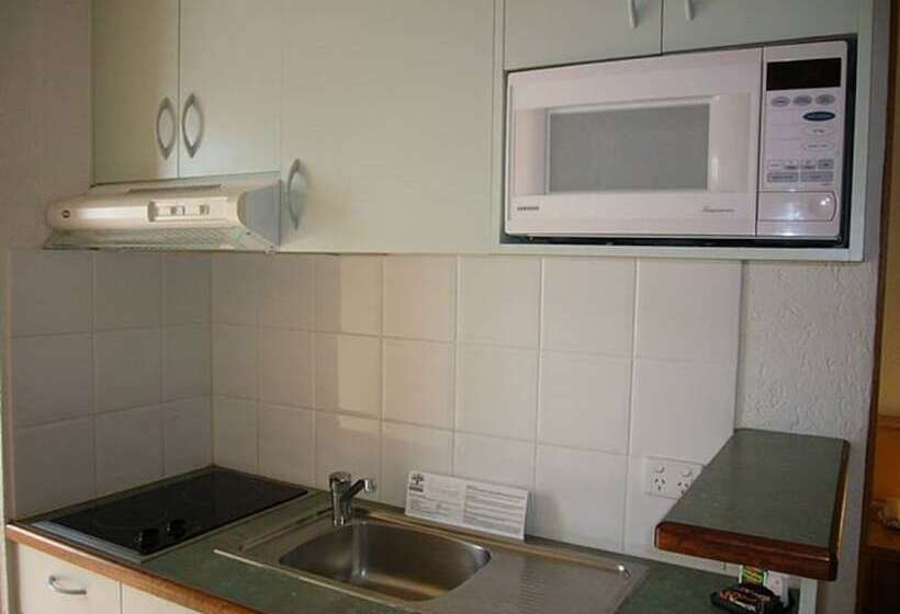 プールビュースタンダードステューディオ, Port Douglas Retreat