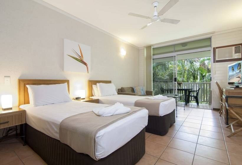 プールビュースタンダードステューディオ, Port Douglas Retreat