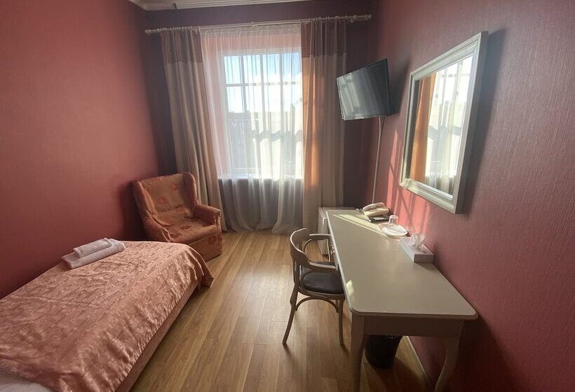 اتاق استاندارد یک نفره, Viktorija