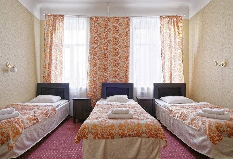 اتاق استاندارد سه نفره, Viktorija